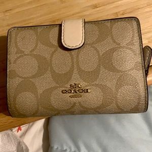 Coach wallet